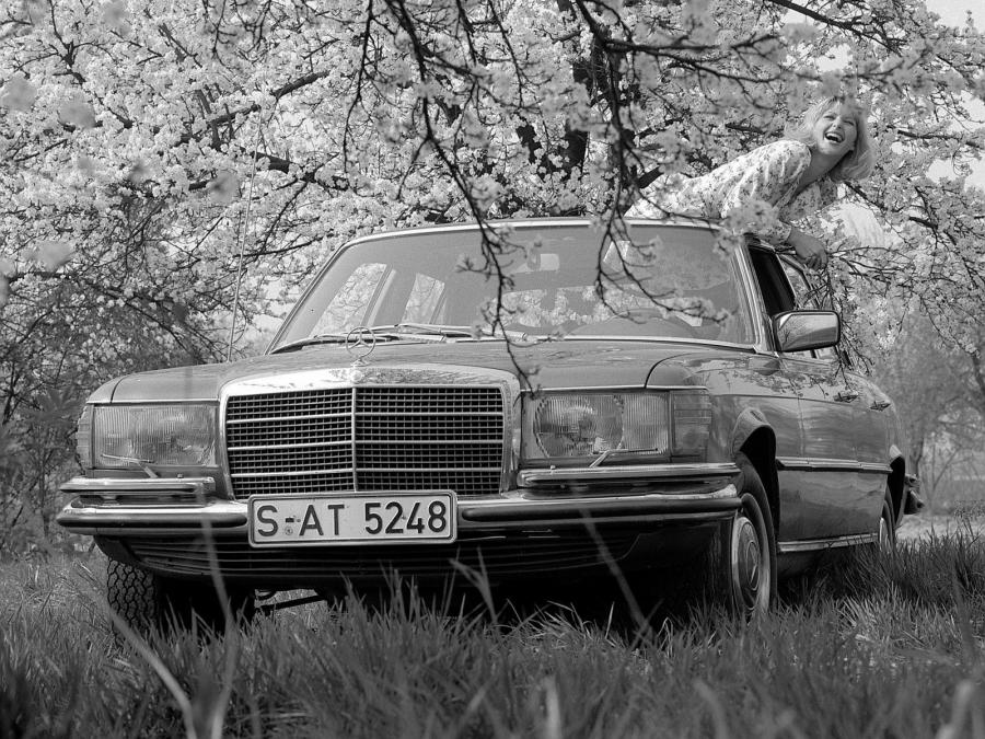  Mercedes-Benz 450 SEL 6.9 (W116) 1975 года  (фото 12 из 27)